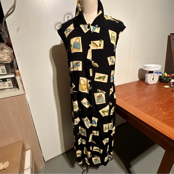 Dress Button-down, “accessories “ Print On Black , Sleeveless, Soft Collar - Picture 1 of 7